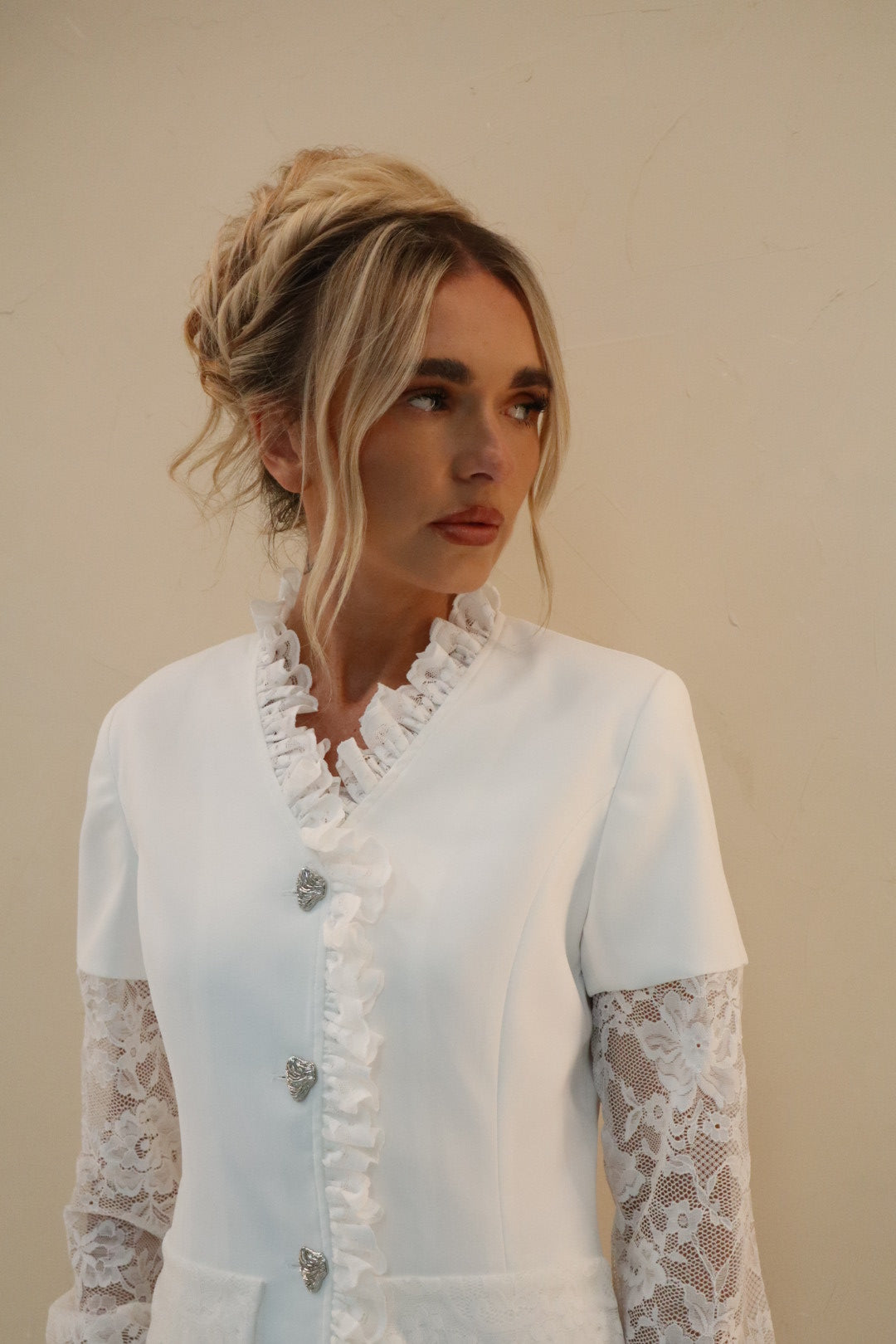 Elowen White Blazer & Lace under skirt